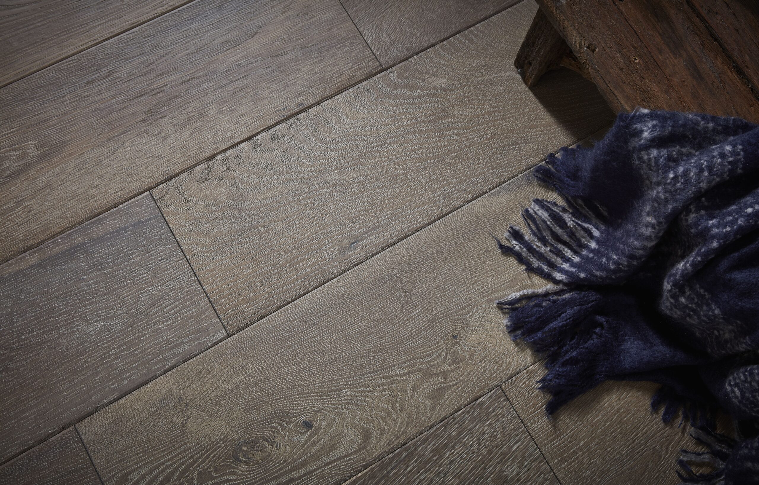 Sandur Oak Brushed & UV Oiled